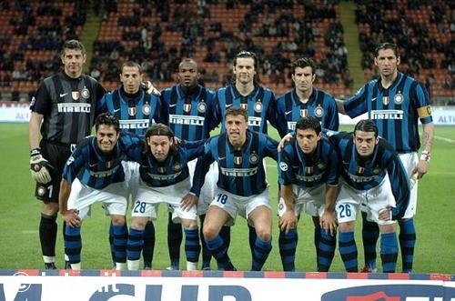 张琳艳身穿阿根廷2026世界杯球衣：期待在美加墨见到梅西