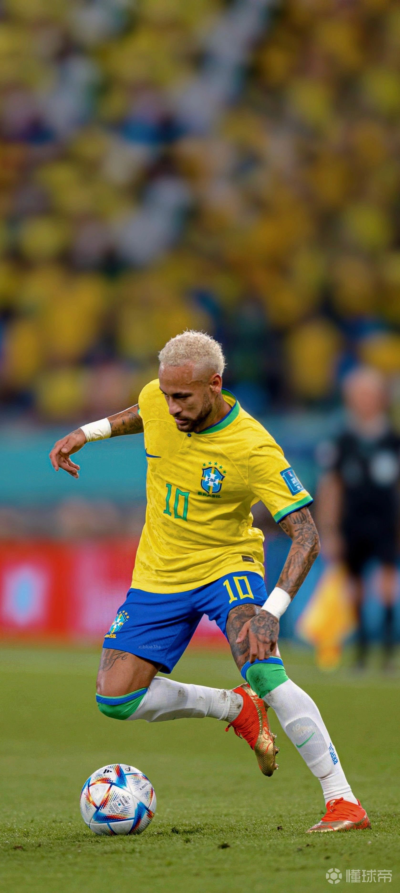 五粮液全球发售世界杯官方联名产品，打造中国白酒国际化“品效合一”新样本