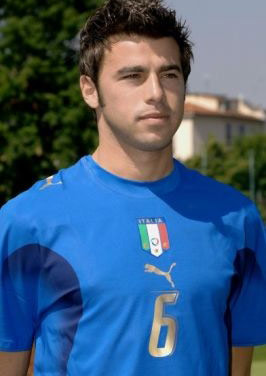 鲁本·阿莫林赛后力挺约罗：从失误中成长，曼联未来可期