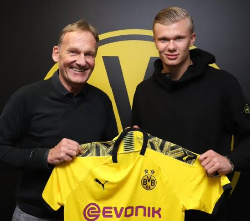 记者：西海岸下周二在杭州集结，杭州备战期间要踢一场热身赛