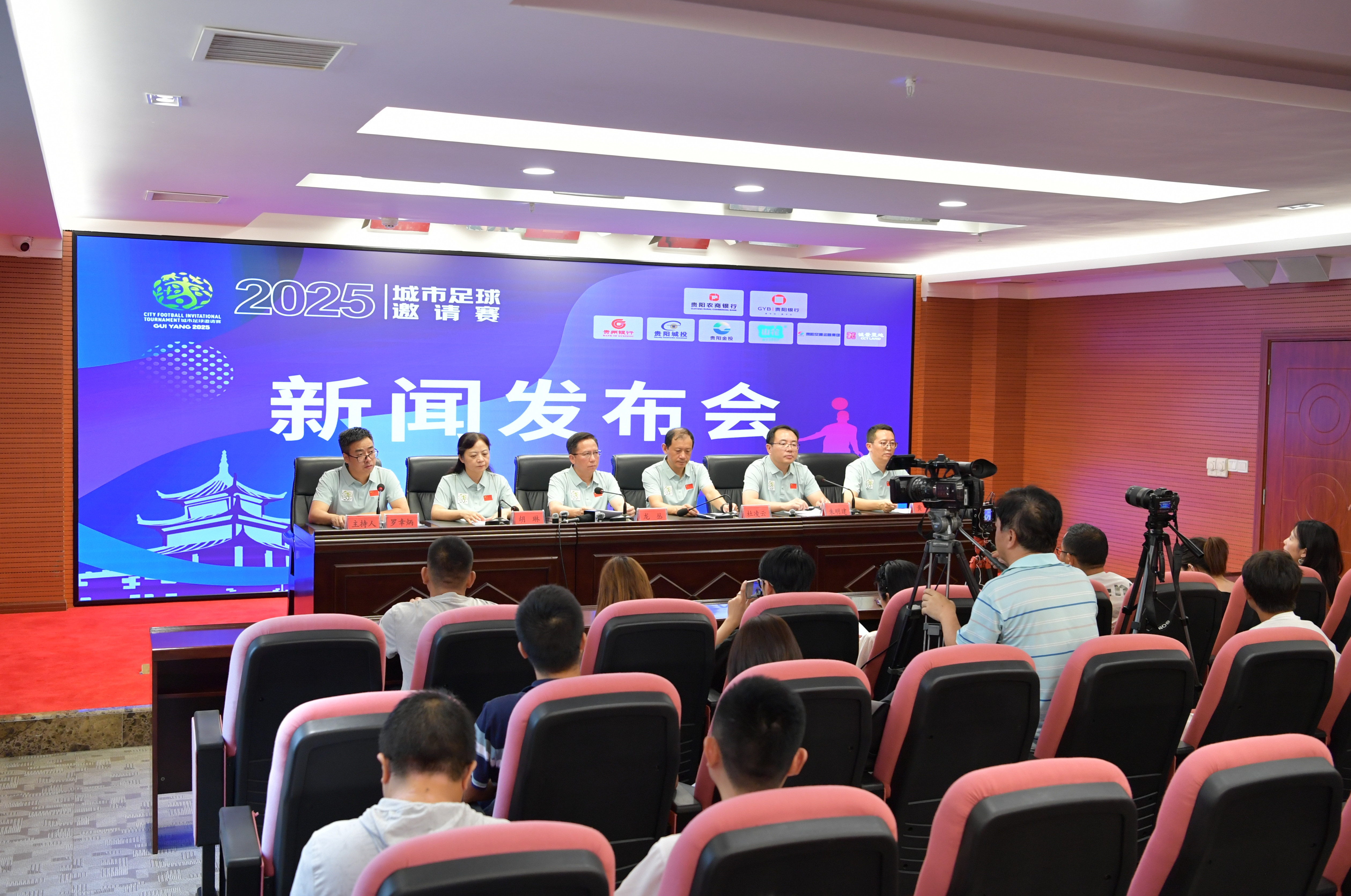 Weibo Gaming 官方公告：前 Top Esports 打野 Tian 正式加入团队，将在未来的比赛中与我们一起参赛